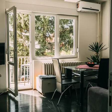Smart Hostel Belgrade